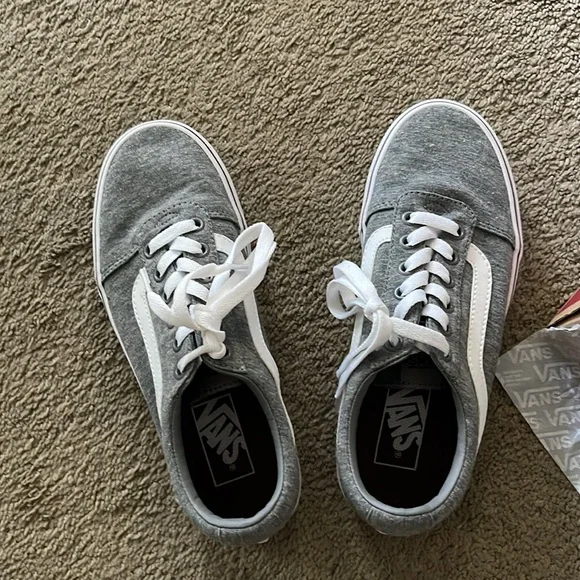 WOMEN’S VAN SNEAKERS - Picture 3 of 9